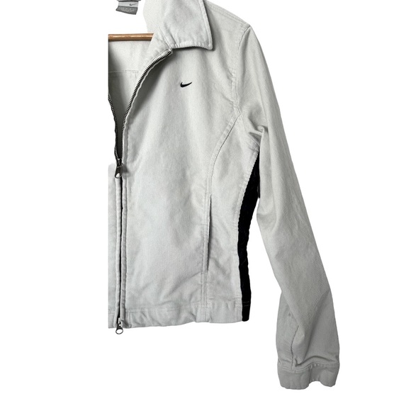 Nike Corduroy Double Zip Front Jacket With Navy Side Panel & Side Pockets - Picture 3 of 9